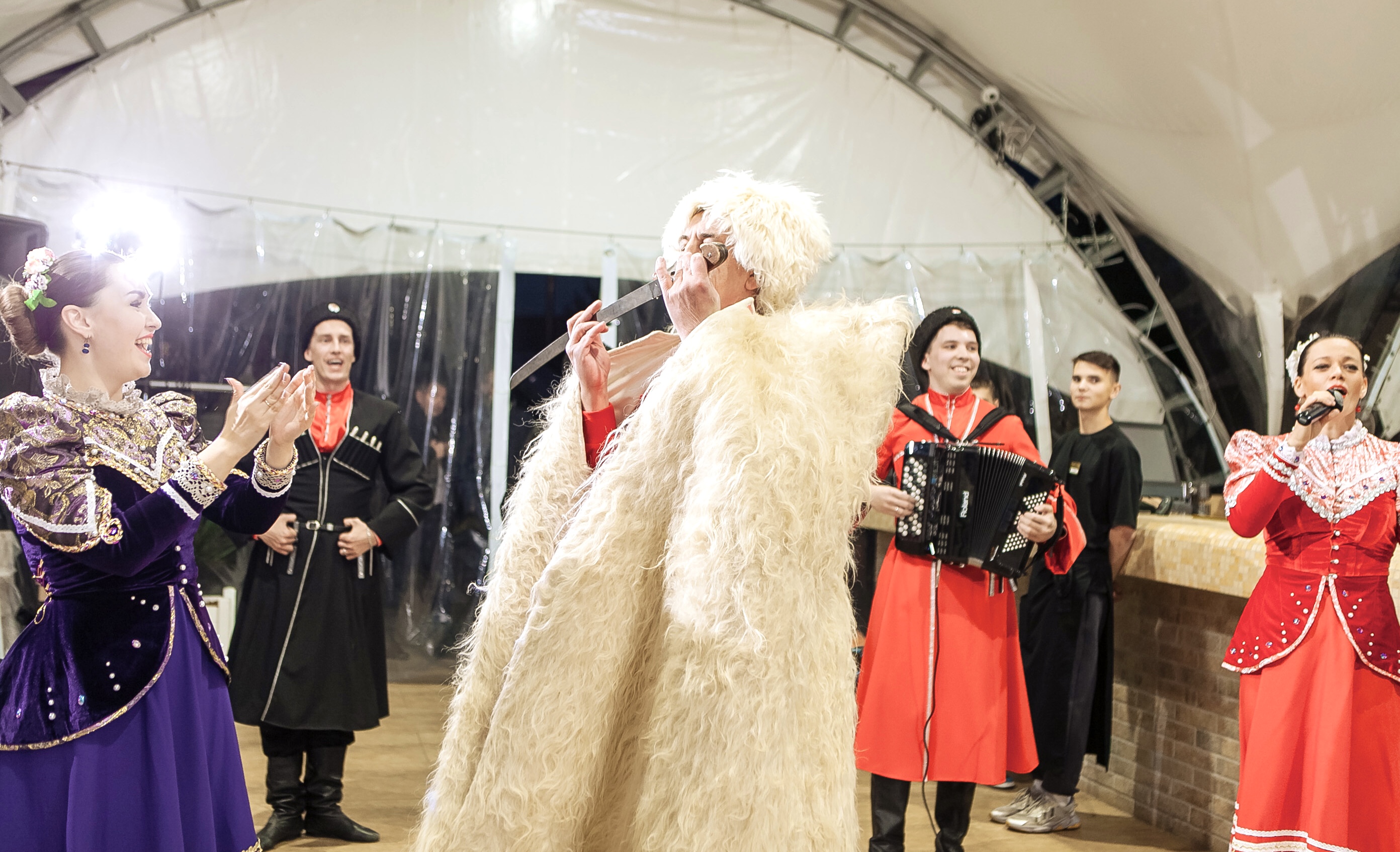 Выступление ансамбля